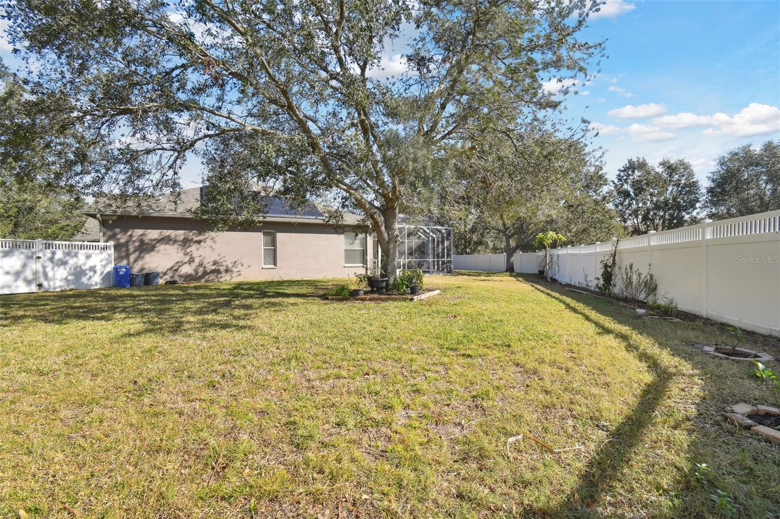 609 SALT LAKE DR, TARPON SPRINGS, FL, 34689