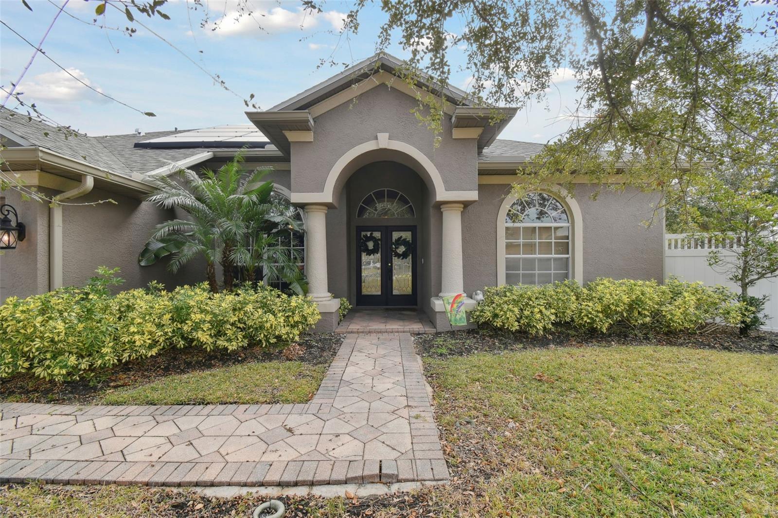 609 SALT LAKE DR, TARPON SPRINGS, FL, 34689
