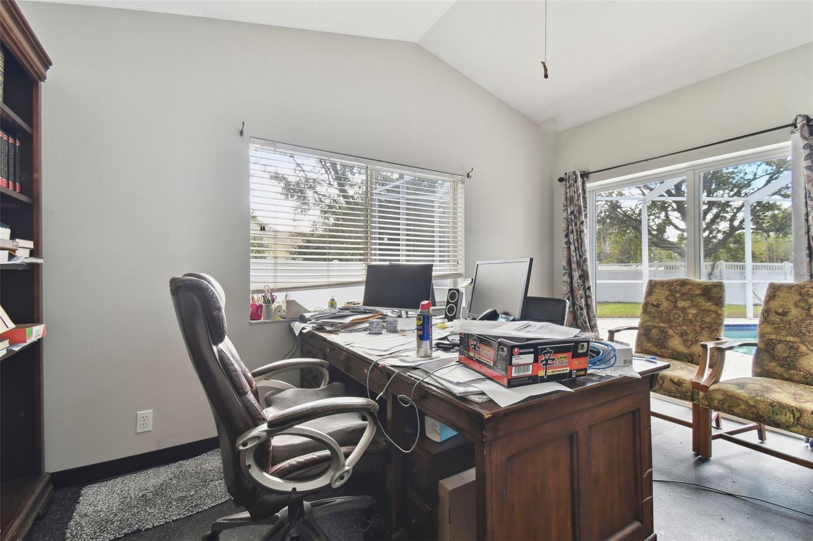 609 SALT LAKE DR, TARPON SPRINGS, FL, 34689