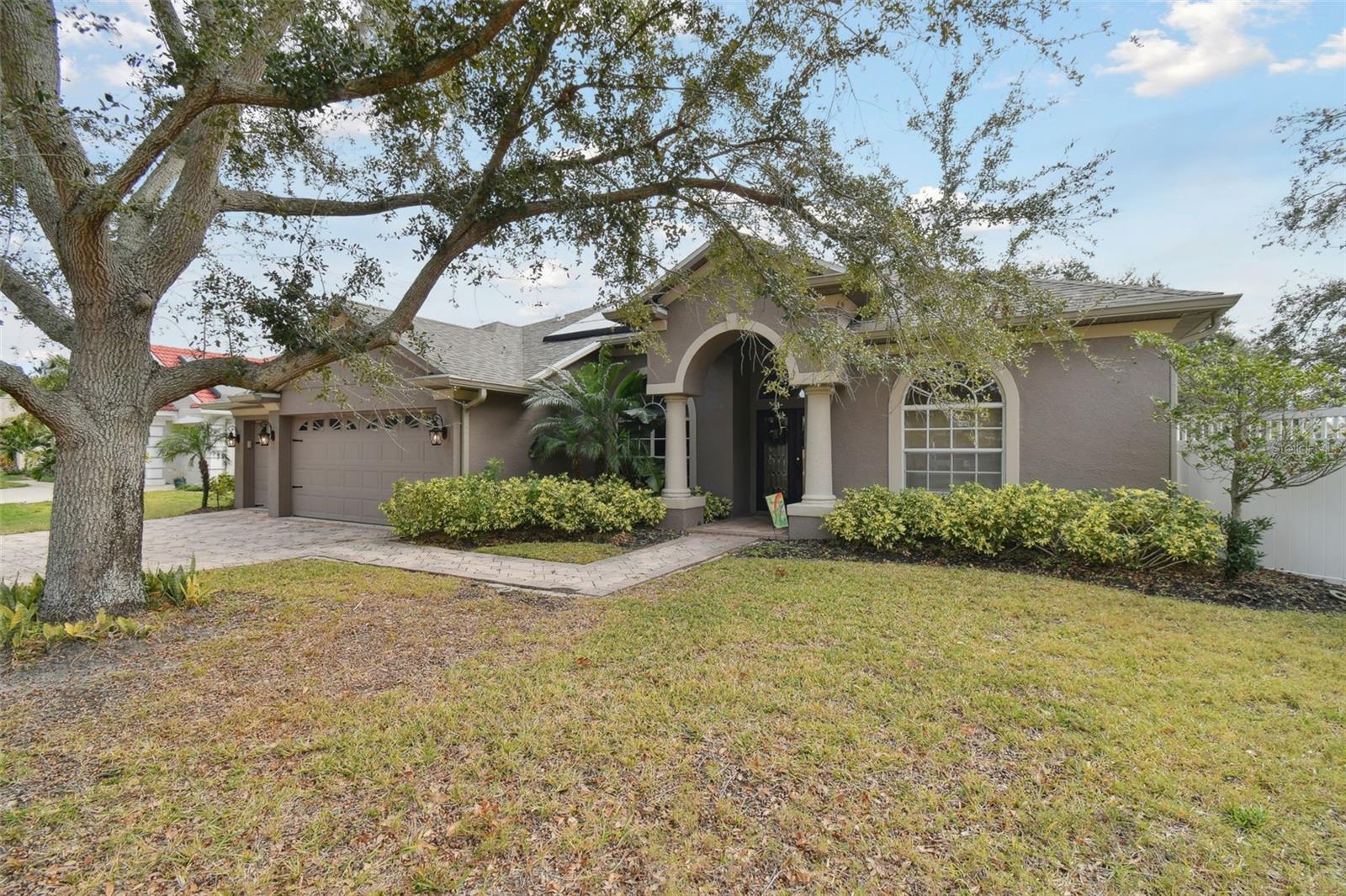 609 SALT LAKE DR, TARPON SPRINGS, FL, 34689