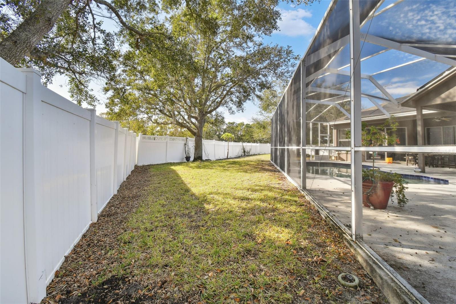 609 SALT LAKE DR, TARPON SPRINGS, FL, 34689