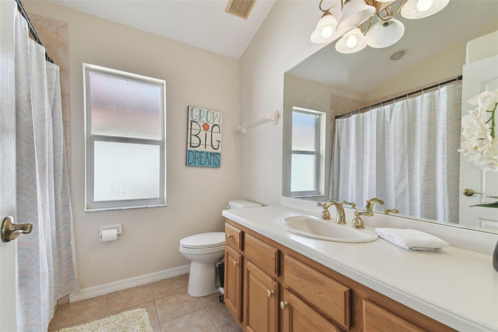 609 SALT LAKE DR, TARPON SPRINGS, FL, 34689