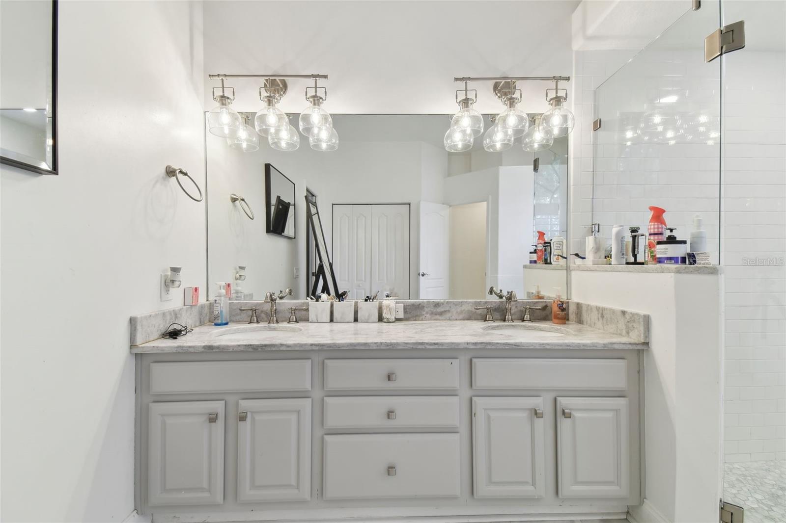 609 SALT LAKE DR, TARPON SPRINGS, FL, 34689