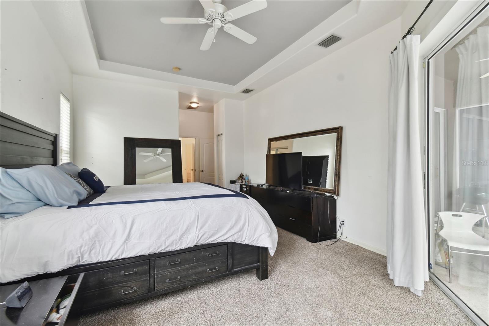 609 SALT LAKE DR, TARPON SPRINGS, FL, 34689