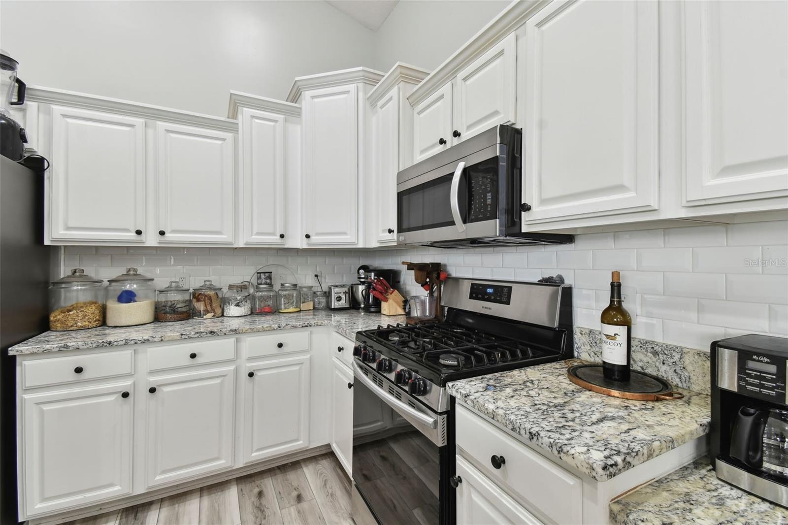 609 SALT LAKE DR, TARPON SPRINGS, FL, 34689