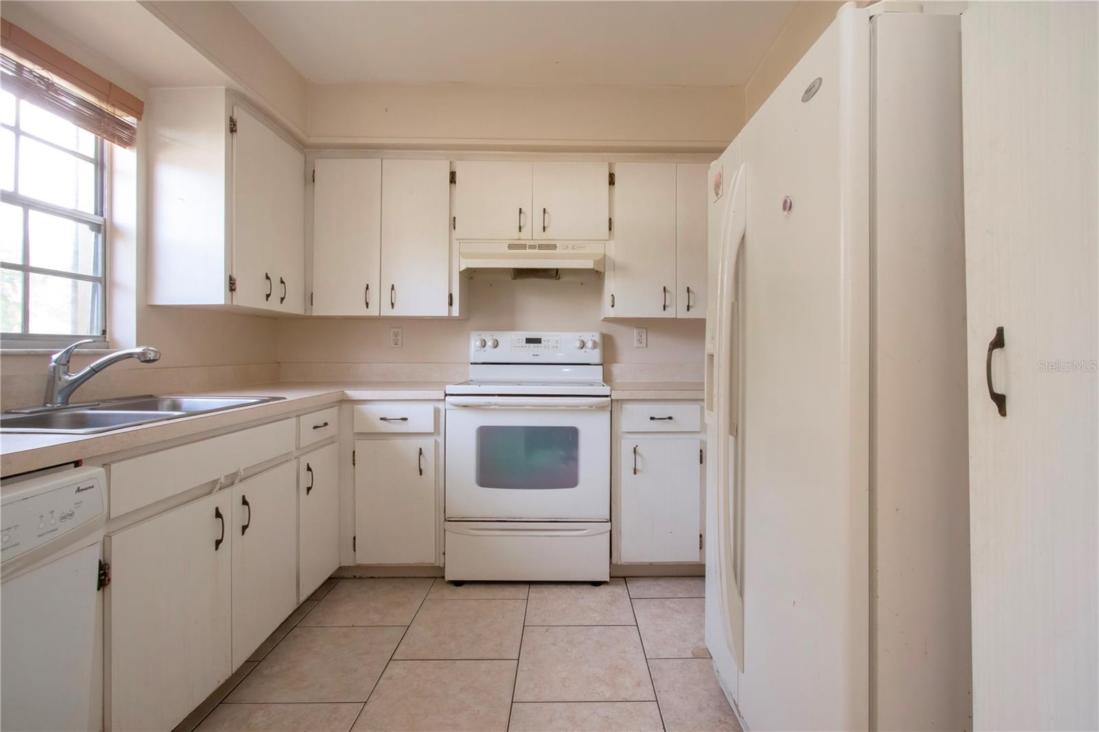 2413 ASPINWALL ST #2413, SARASOTA, FL, 34237