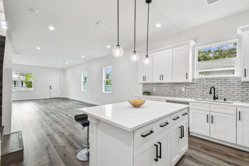 3469 17TH AVE S, ST PETERSBURG, FL, 33711