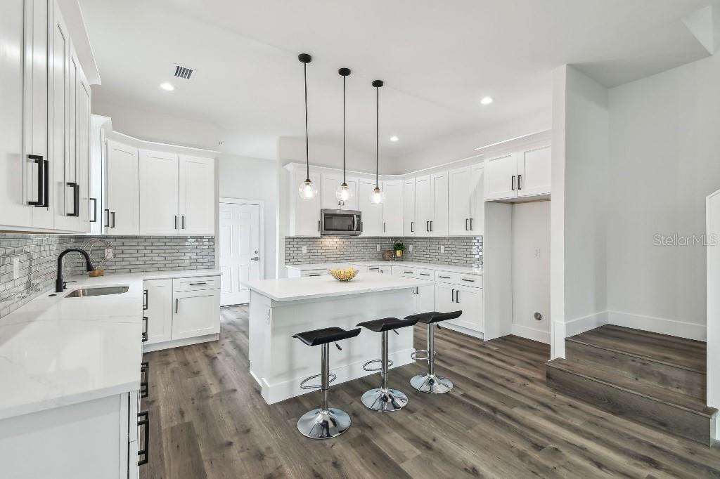 3469 17TH AVE S, ST PETERSBURG, FL, 33711