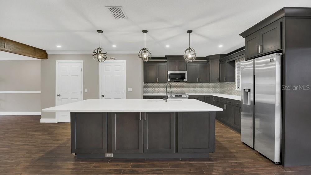 3433 GLOSSY LEAF LN, CLERMONT, FL, 34711