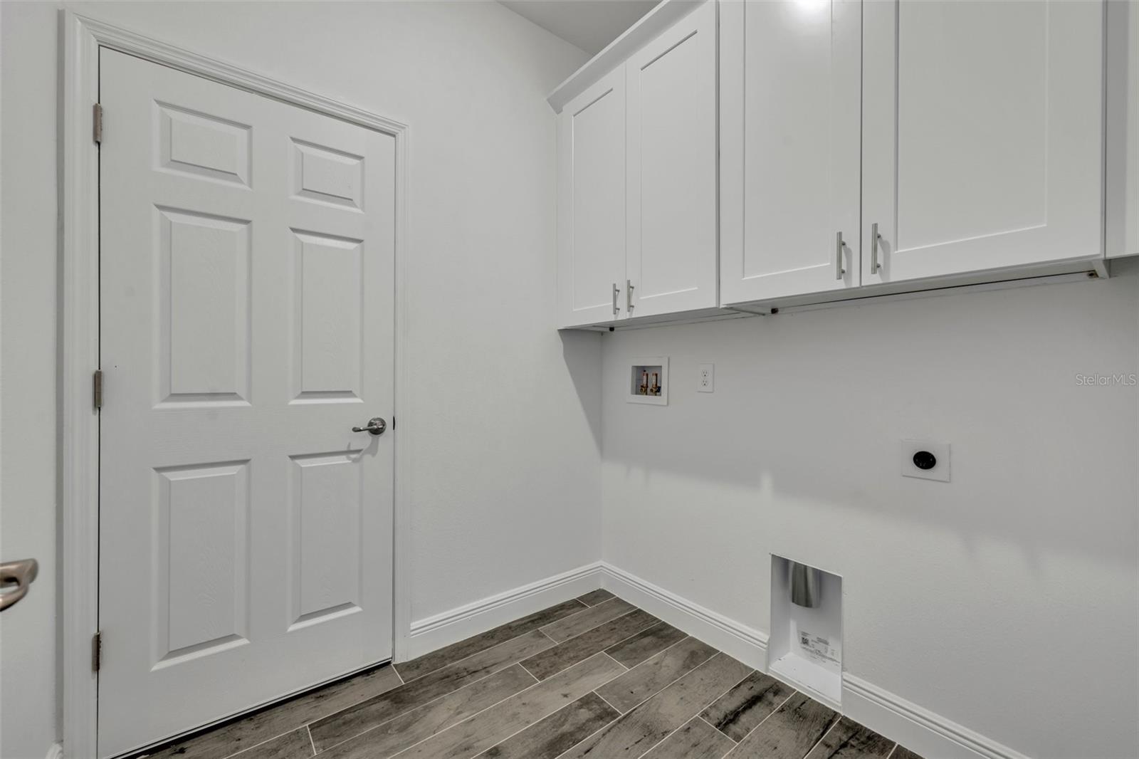 2402 WEATHERFORD DR, DELTONA, FL, 32738