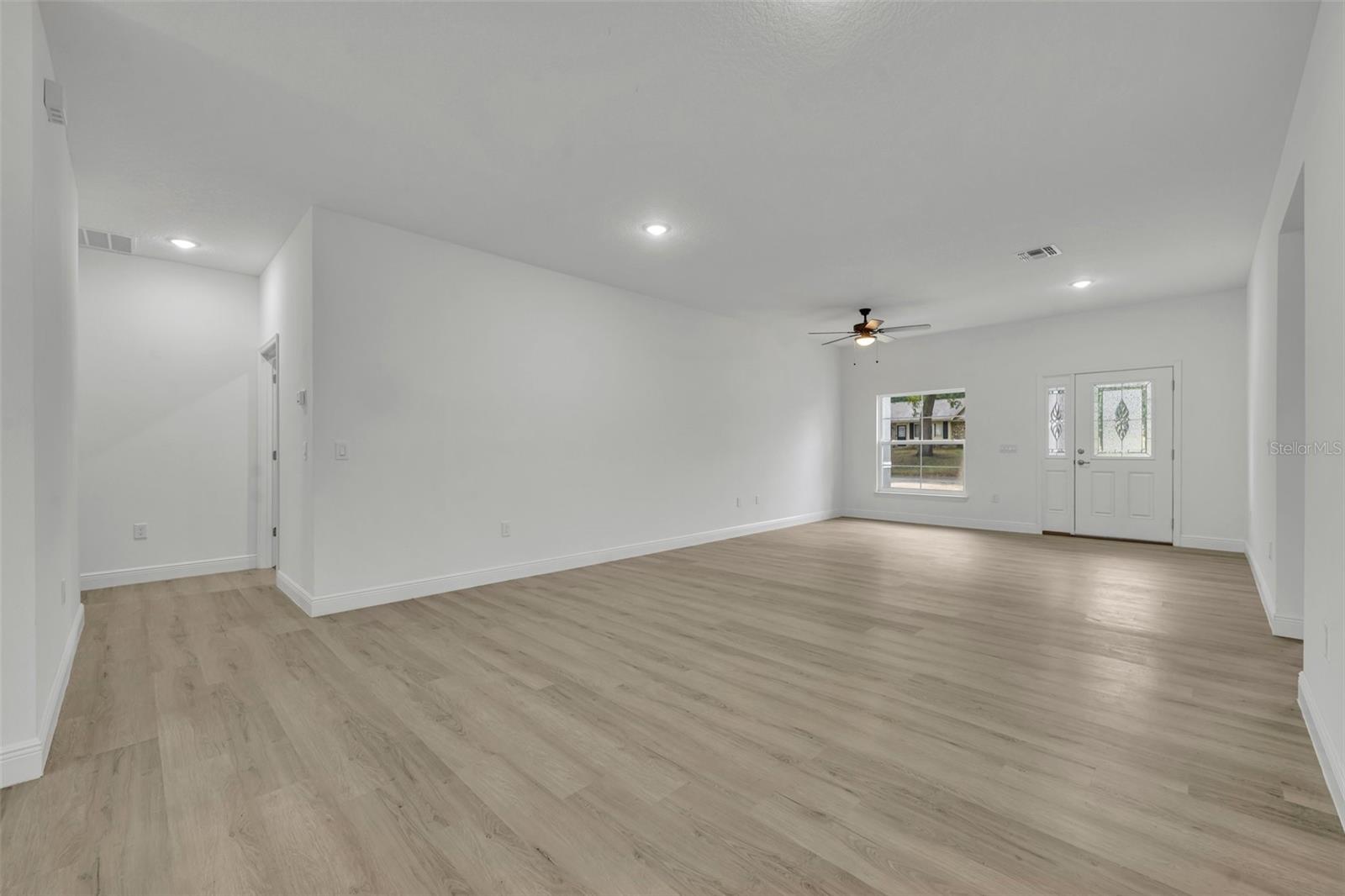 2402 WEATHERFORD DR, DELTONA, FL, 32738
