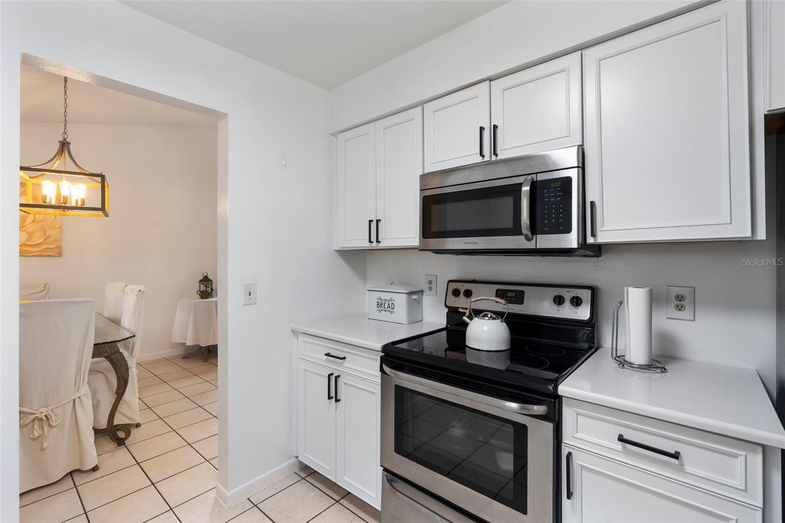 905 SUWANNEE DR, APOPKA, FL, 32703