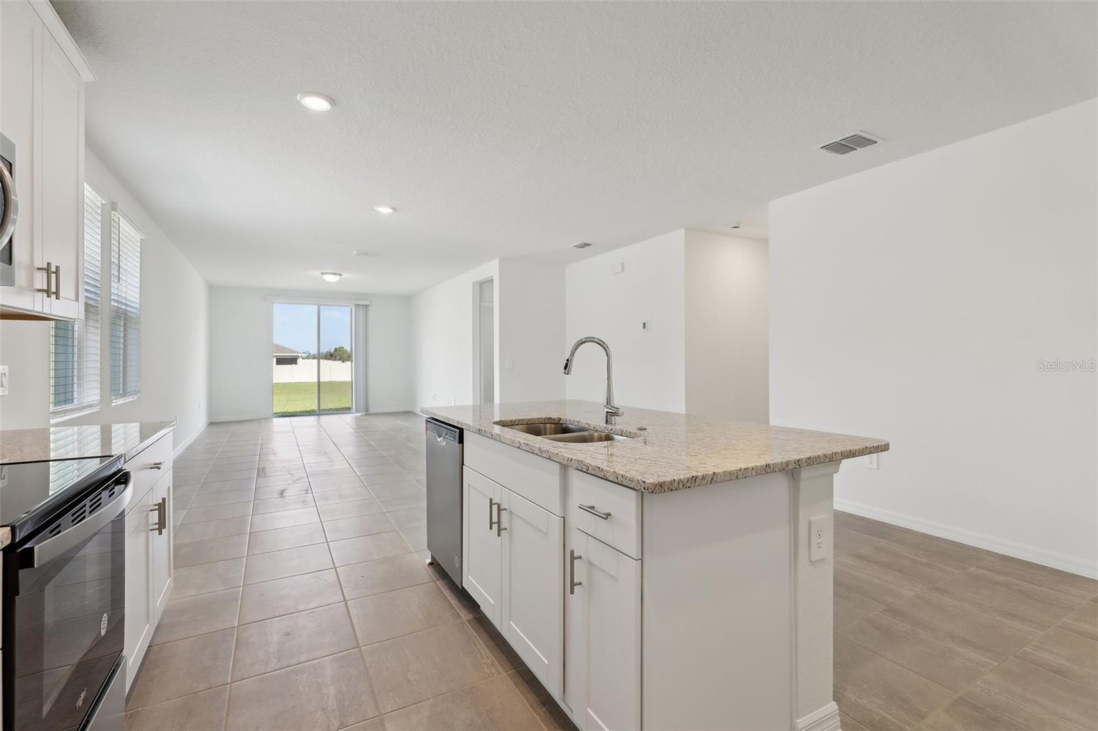 2307 WHITE TAIL ST, DAVENPORT, FL, 33837