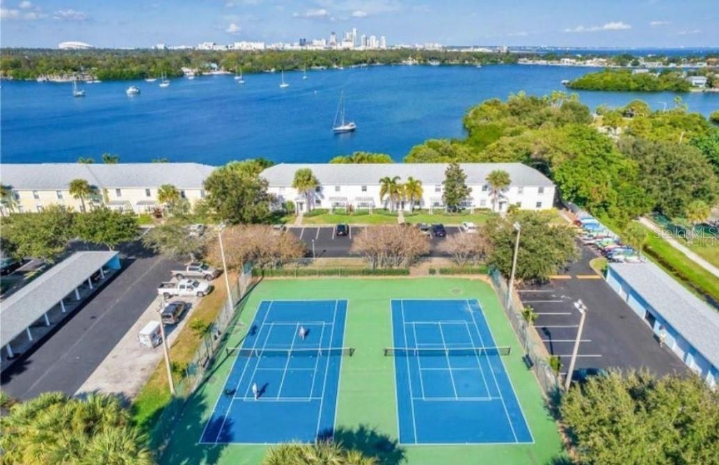 4954 BEACH DR SE #D, ST PETERSBURG, FL, 33705