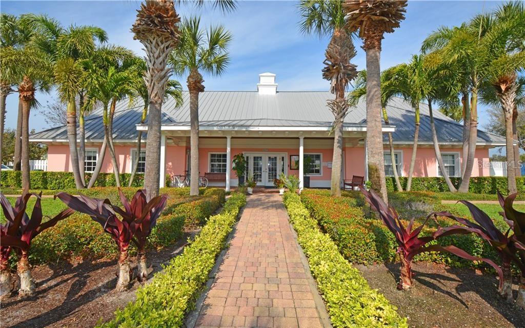 4954 BEACH DR SE #D, ST PETERSBURG, FL, 33705