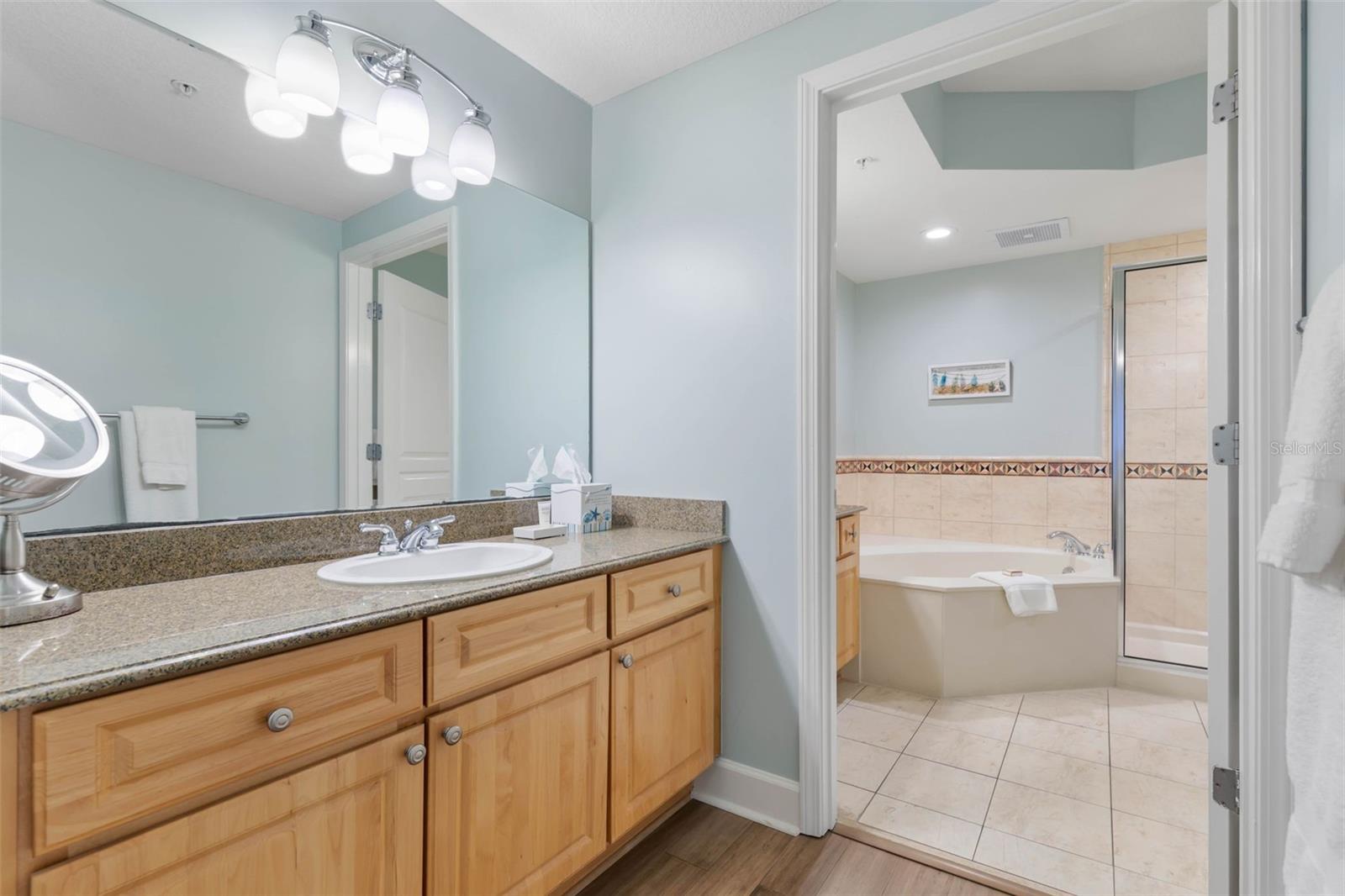 200 OCEAN CREST DR #405, PALM COAST, FL, 32137