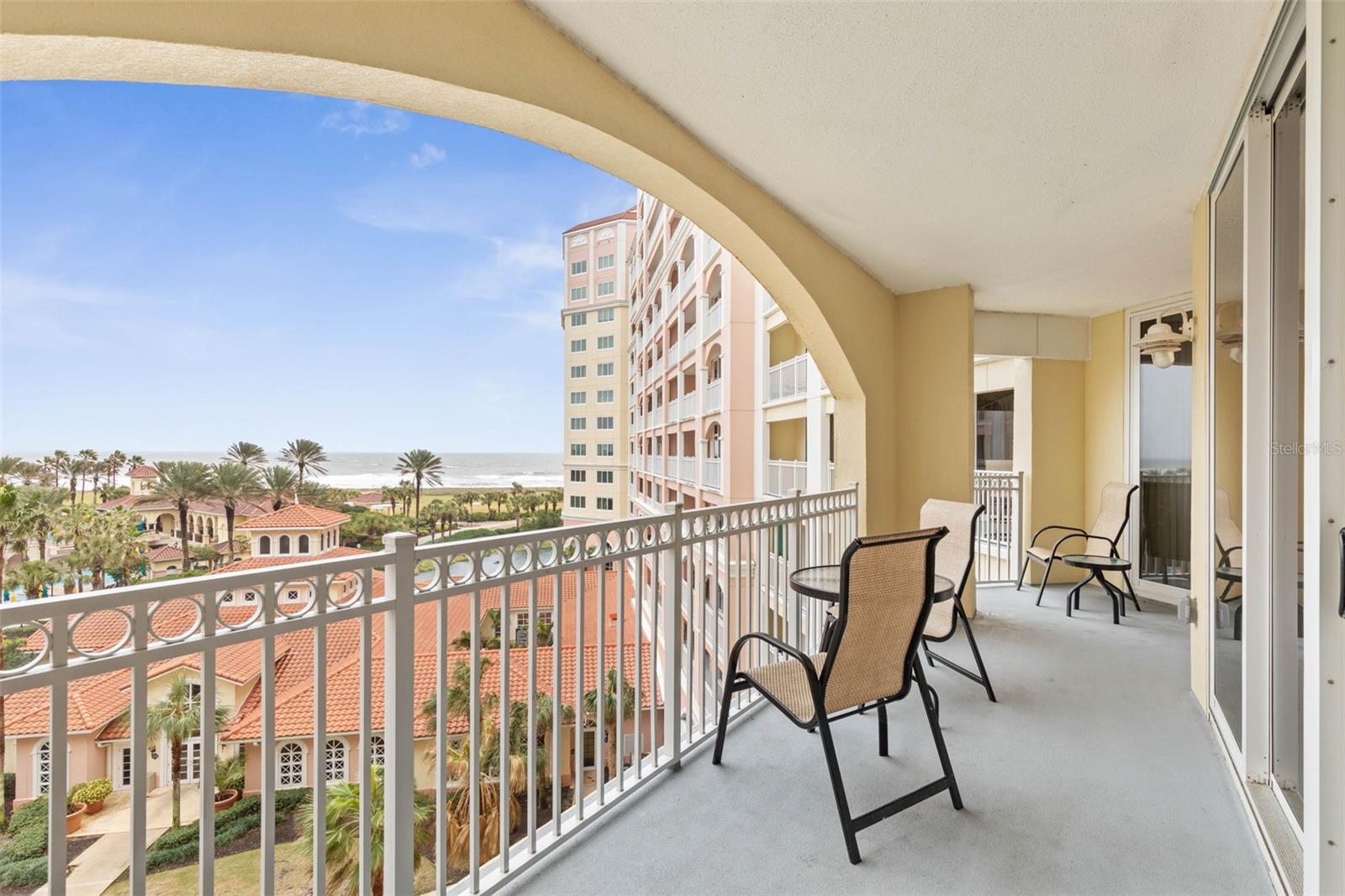 200 OCEAN CREST DR #405, PALM COAST, FL, 32137