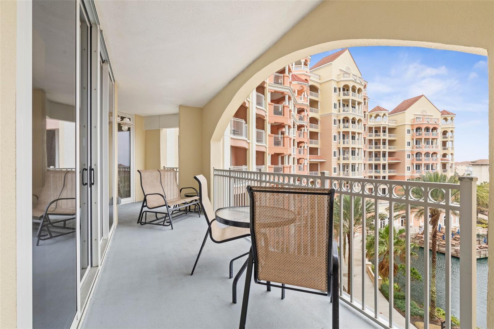 200 OCEAN CREST DR #405, PALM COAST, FL, 32137