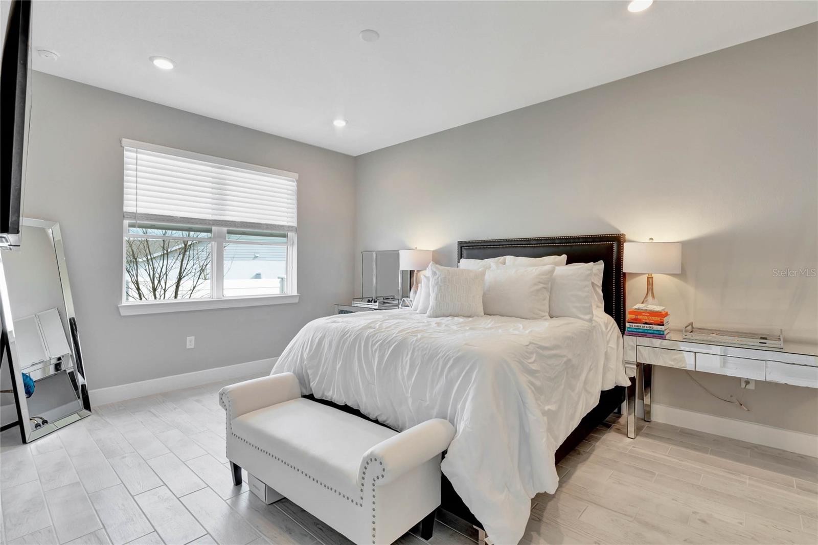 15913 WINDING BLUFF DR, MONTVERDE, FL, 34756
