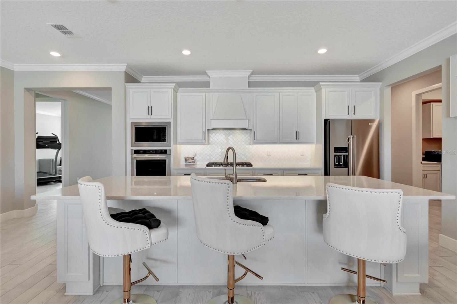 15913 WINDING BLUFF DR, MONTVERDE, FL, 34756