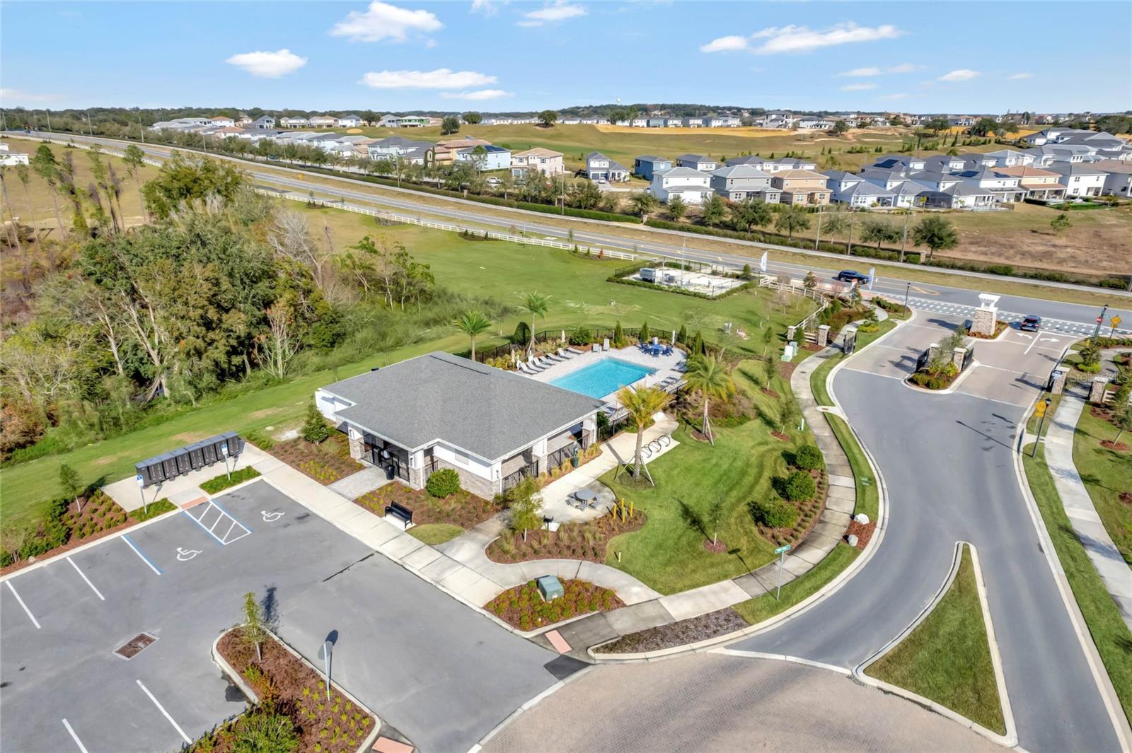 15913 WINDING BLUFF DR, MONTVERDE, FL, 34756
