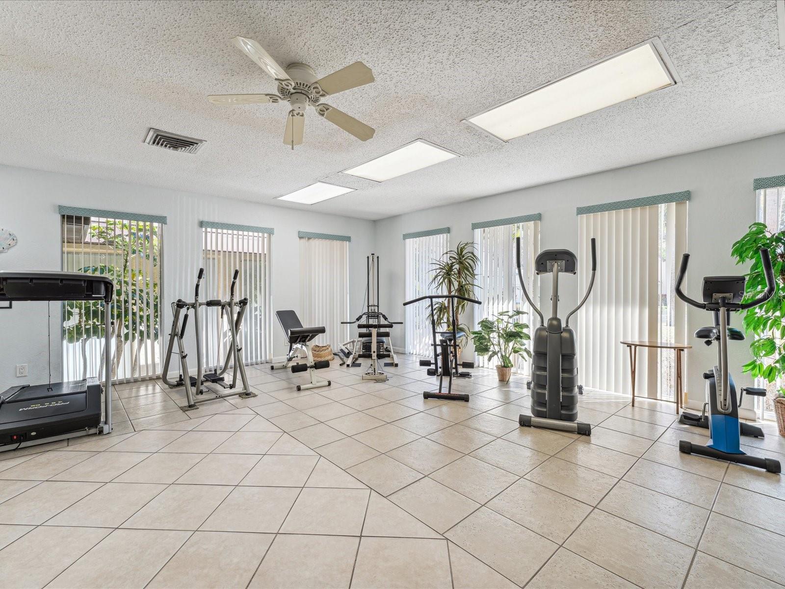 11485 OAKHURST DR #1100-312, LARGO, FL, 33774