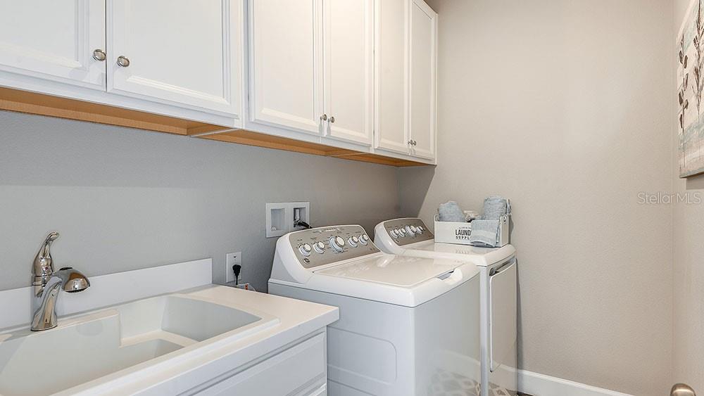 1920 LONGLINER LOOP, WESLEY CHAPEL, FL, 33543