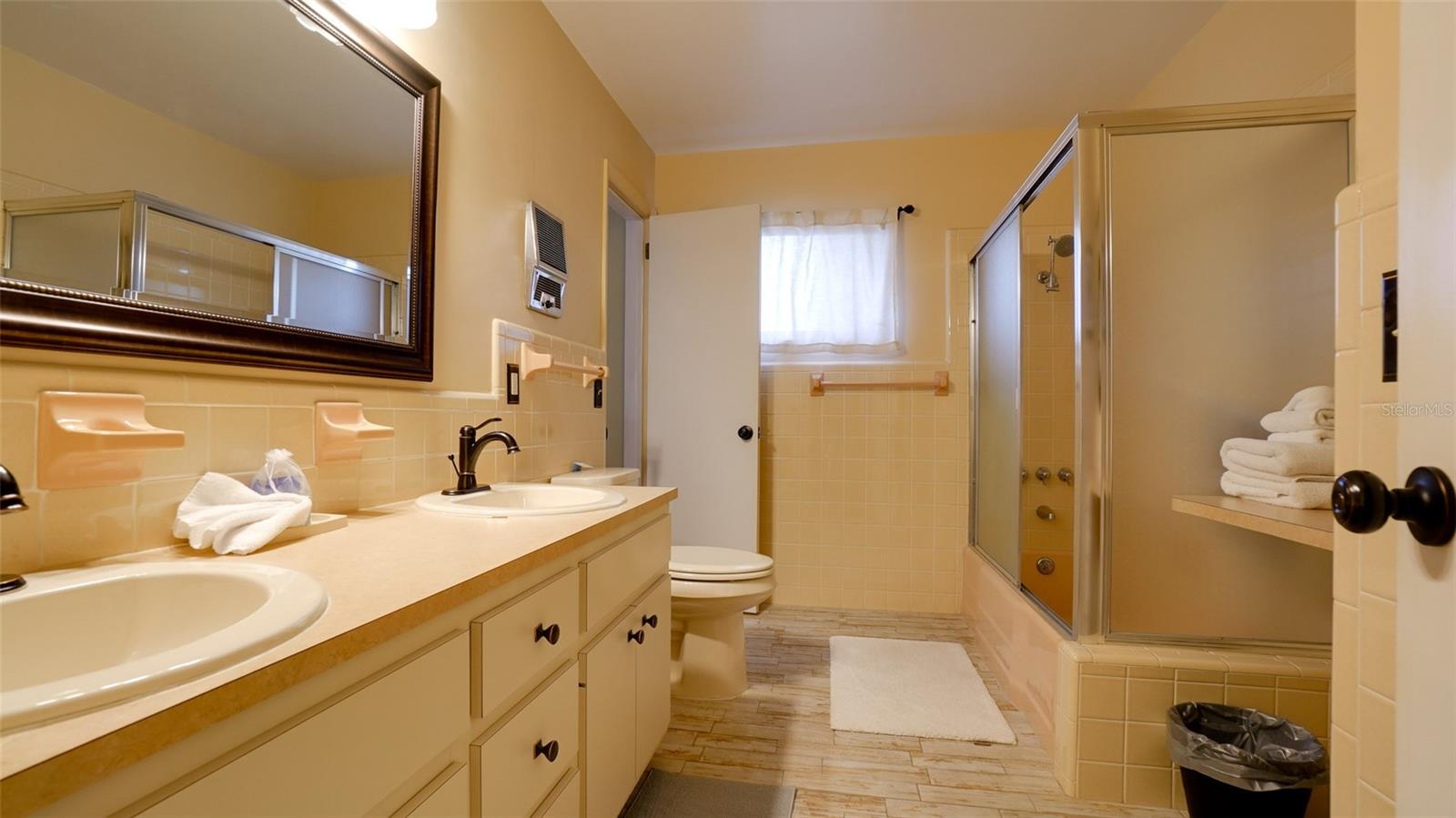 5415 8TH AVENUE DR W, BRADENTON, FL, 34209