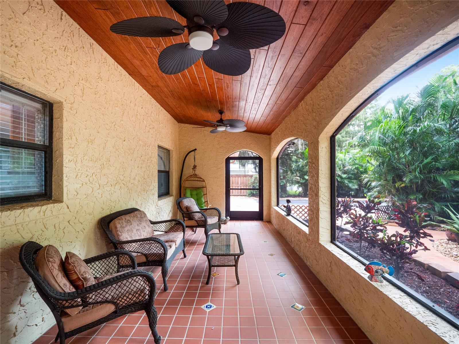 30931 SUNSET DR, TAVARES, FL, 32778