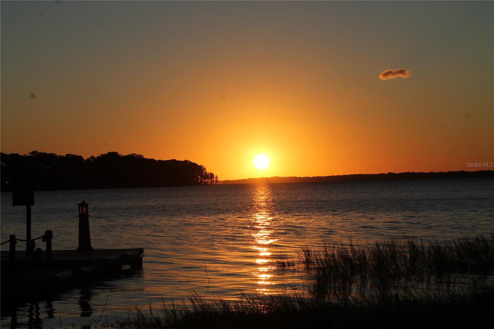30931 SUNSET DR, TAVARES, FL, 32778