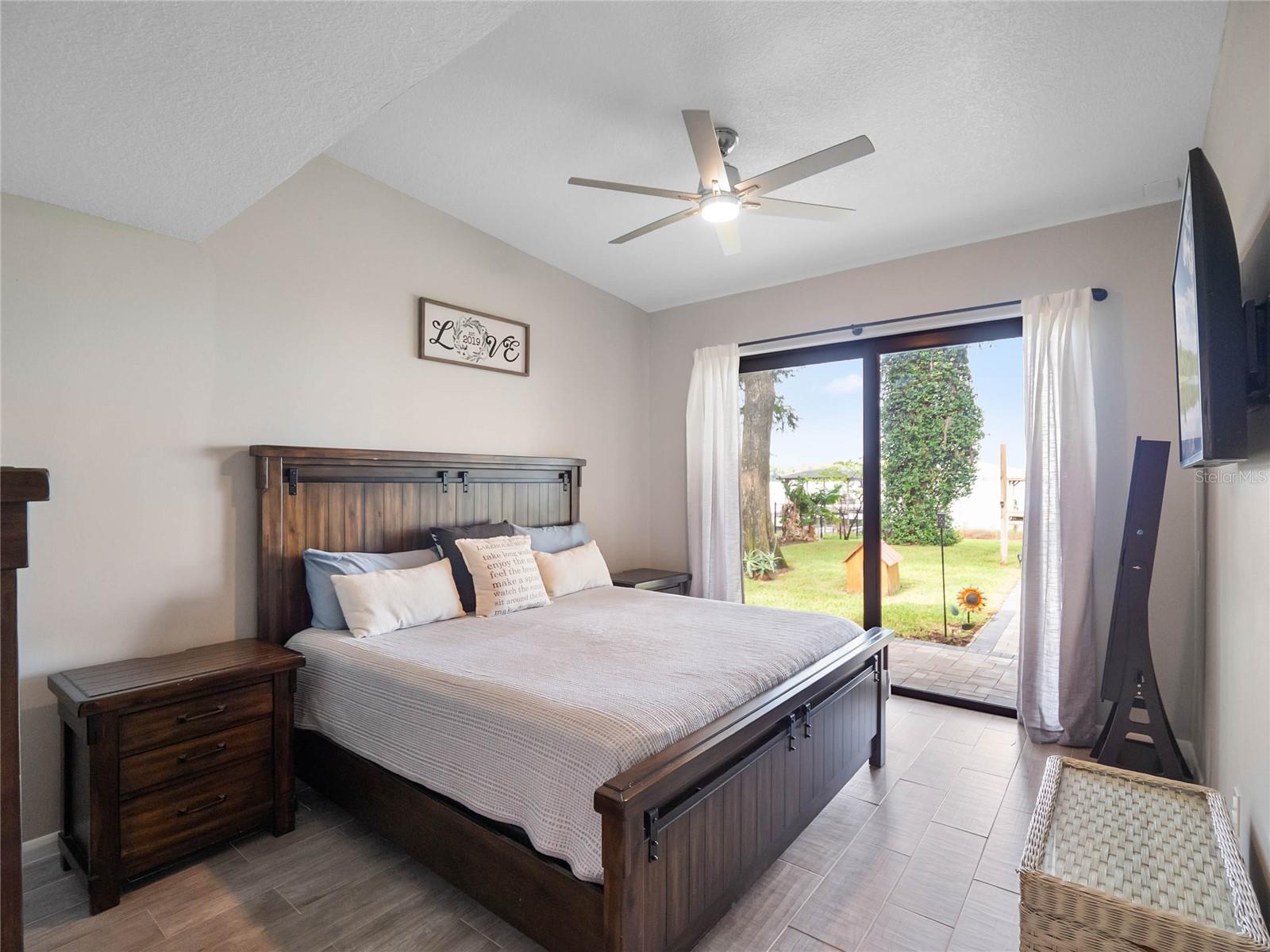30931 SUNSET DR, TAVARES, FL, 32778