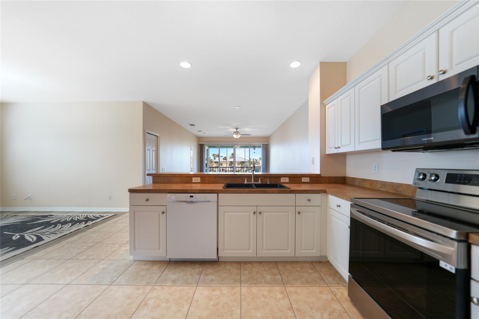 1431 AQUI ESTA DR #221, PUNTA GORDA, FL, 33950