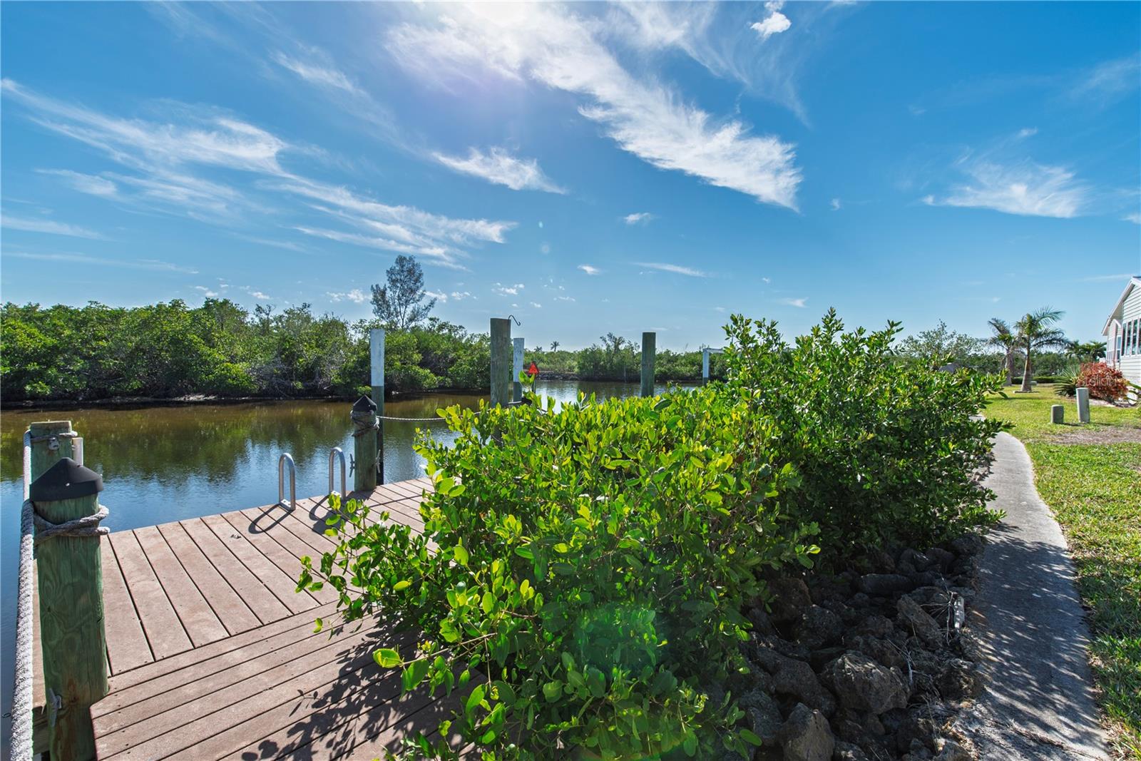 16 ALLIGATOR AVE, PUNTA GORDA, FL, 33950