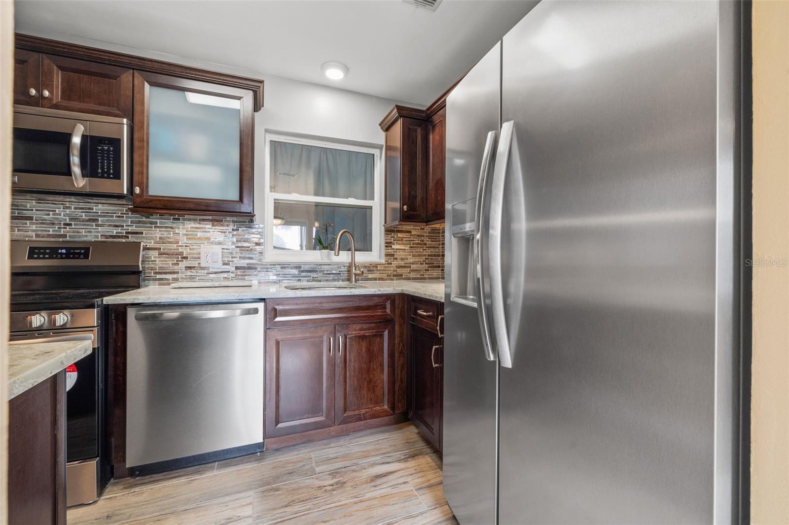 1243 BAYSHORE DR, TERRA CEIA, FL, 34250