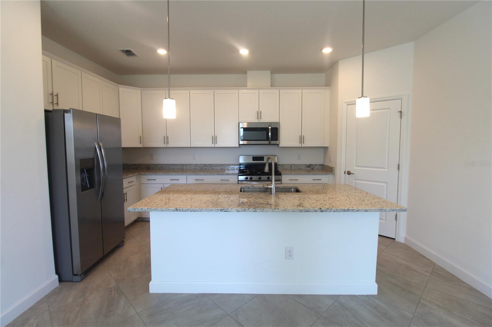 5132 CORAL REEF WAY, BRADENTON, FL, 34211