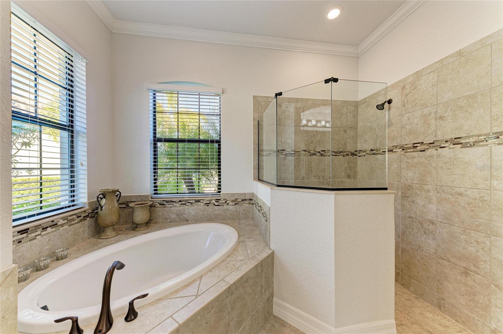 13823 SWIFTWATER WAY, BRADENTON, FL, 34211