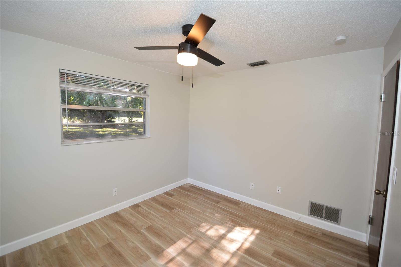 17 COURTNEY PL, PALM COAST, FL, 32137