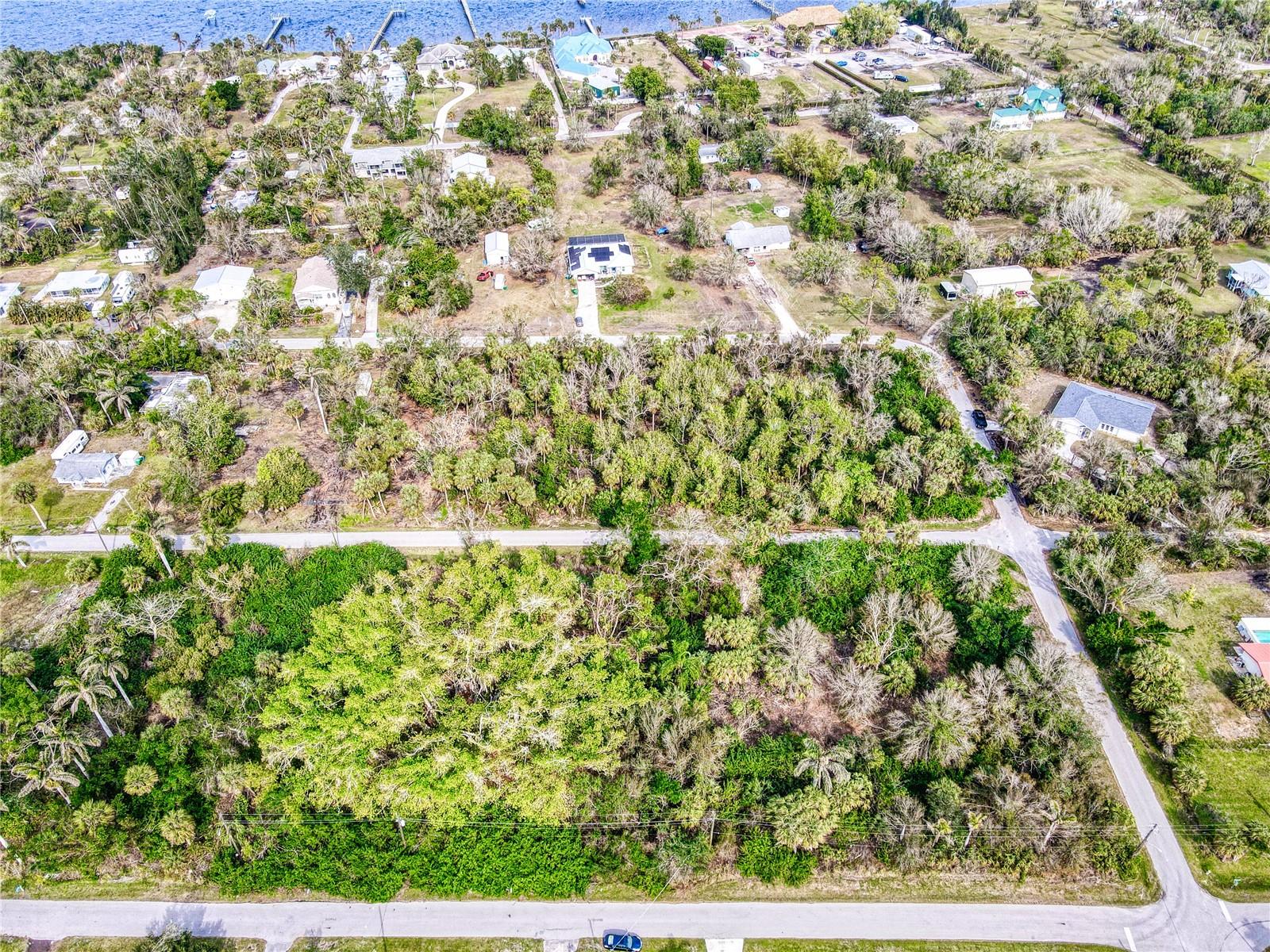 2112 MYRTLE AVE, PUNTA GORDA, FL, 33950