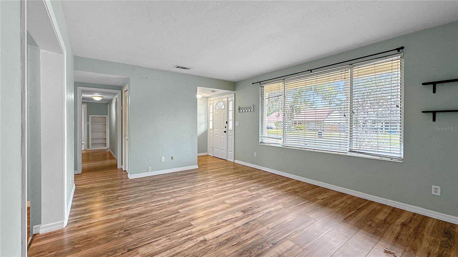 605 E RIVER DR, TEMPLE TERRACE, FL, 33617