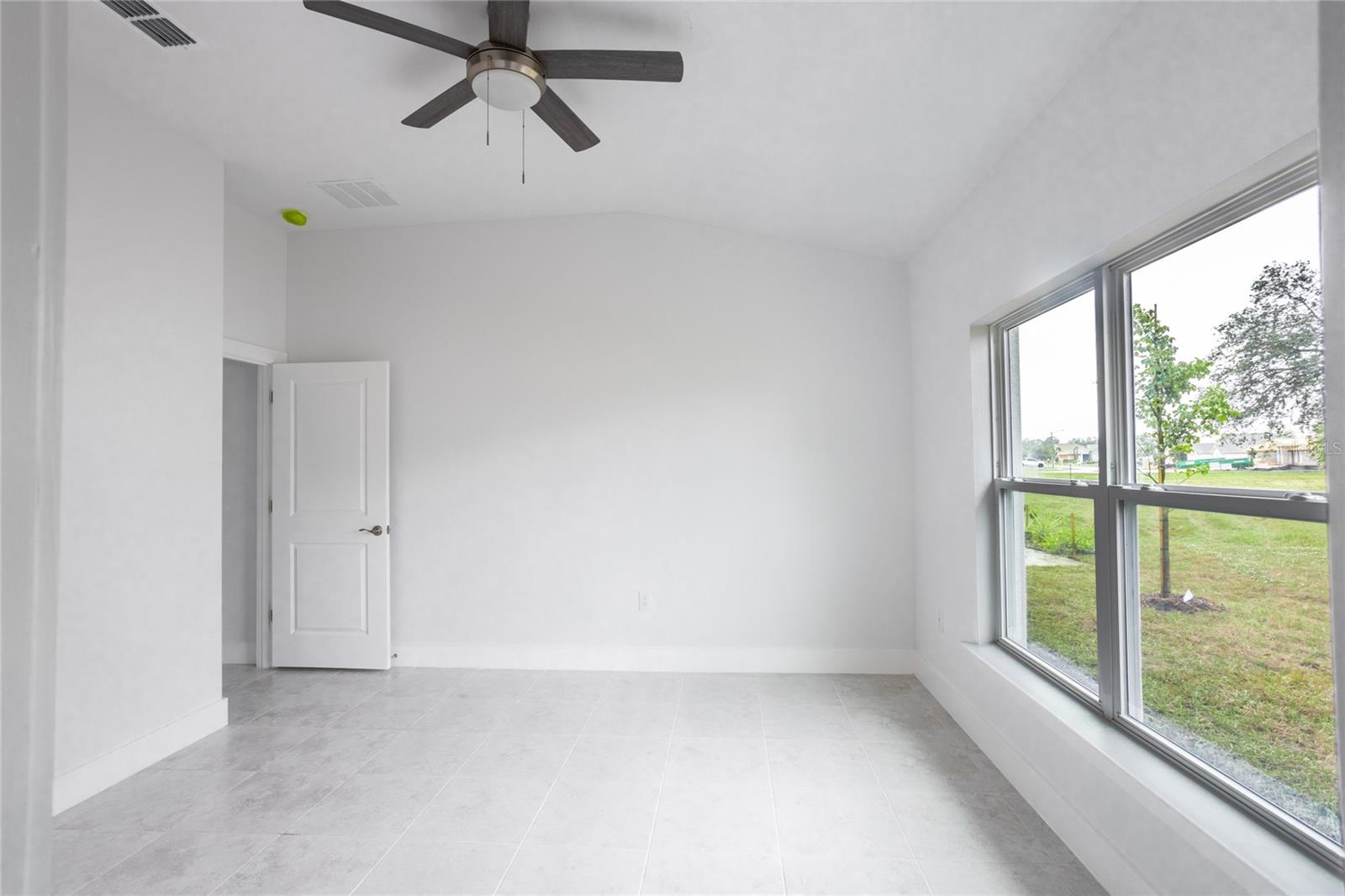 425 ROSE APPLE CIR, PORT CHARLOTTE, FL, 33954