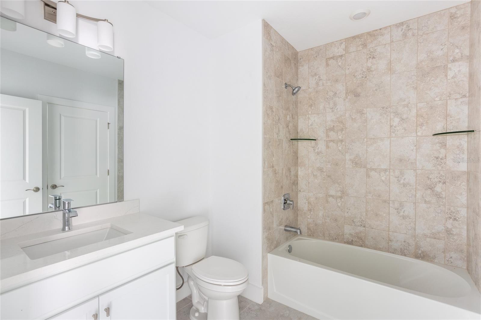 425 ROSE APPLE CIR, PORT CHARLOTTE, FL, 33954