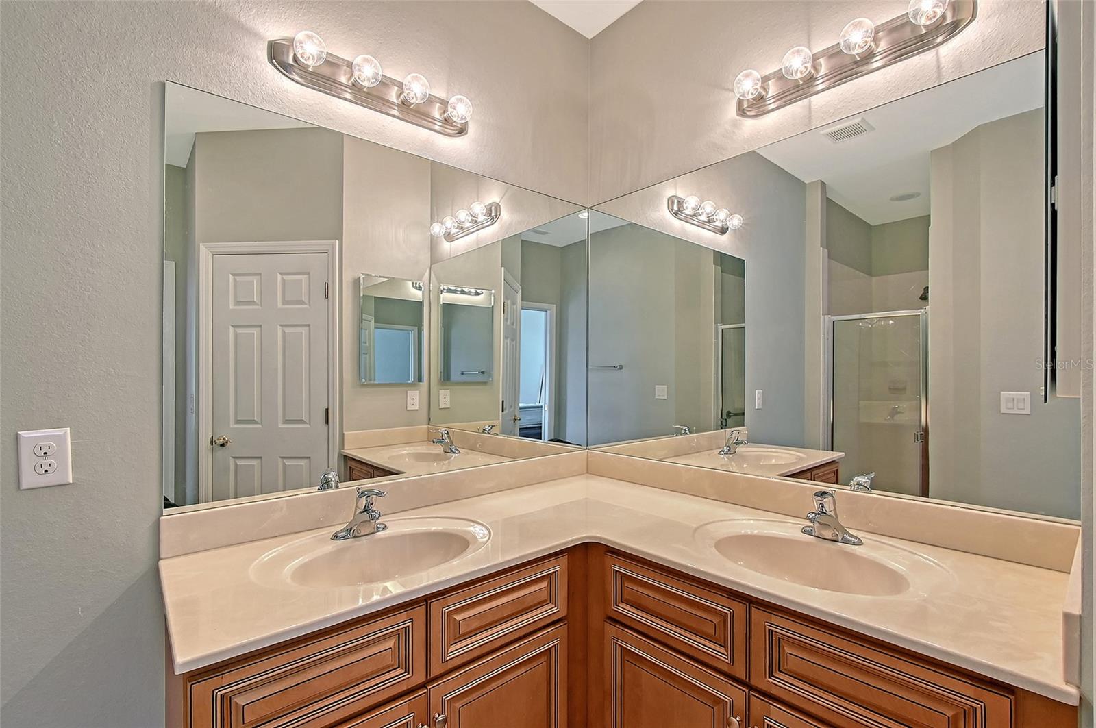 1910 SCARLETT AVE, NORTH PORT, FL, 34289