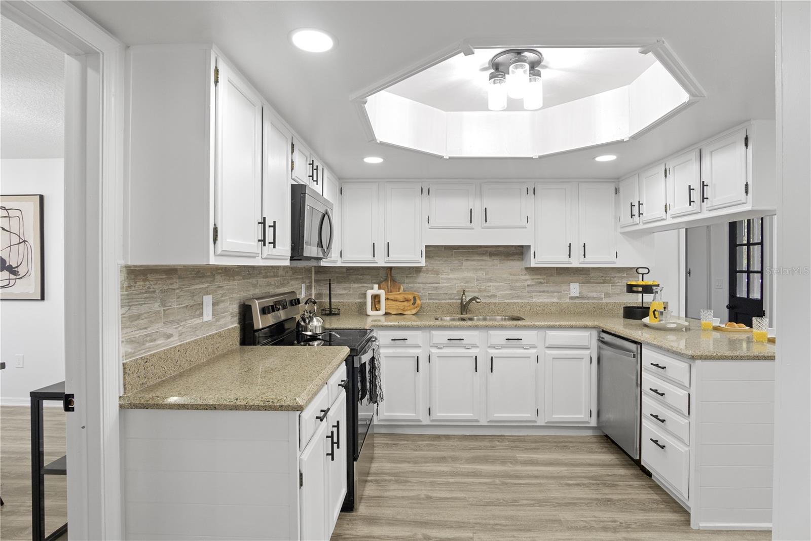 2540 ALBANY DR, KISSIMMEE, FL, 34758