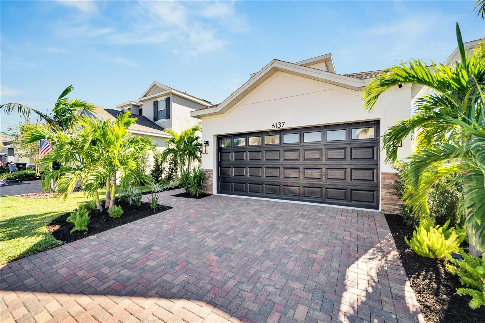 6137 VOYAGERS PL, APOLLO BEACH, FL, 33572