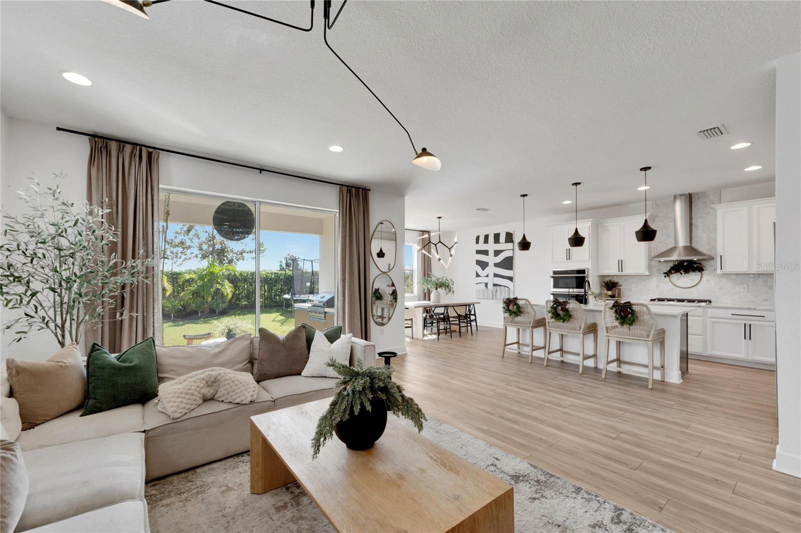 6137 VOYAGERS PL, APOLLO BEACH, FL, 33572