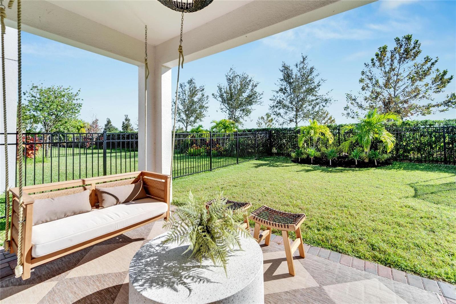 6137 VOYAGERS PL, APOLLO BEACH, FL, 33572