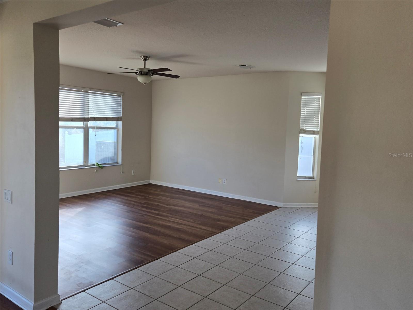 31132 CREEKRIDGE DR, WESLEY CHAPEL, FL, 33543