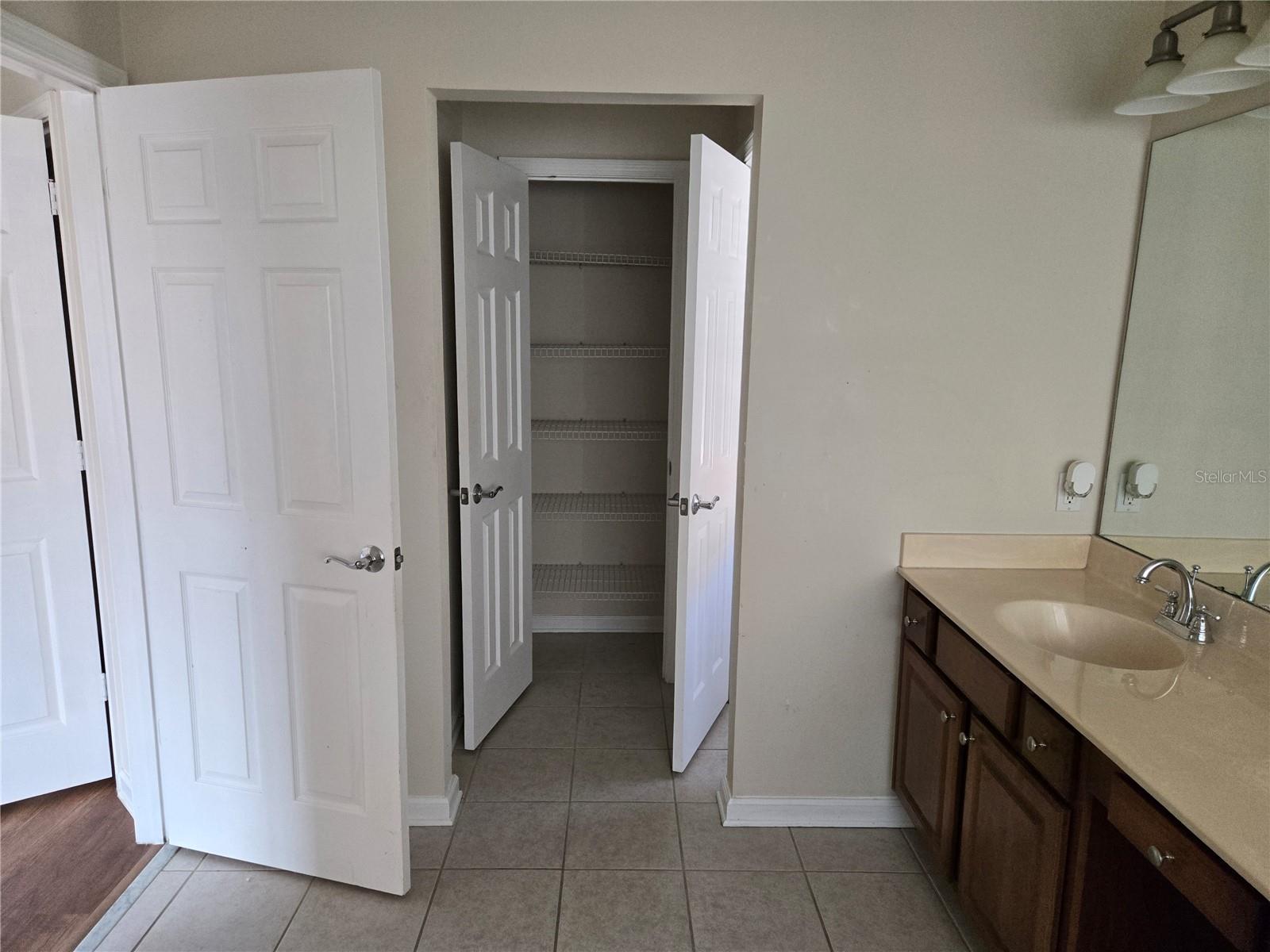 31132 CREEKRIDGE DR, WESLEY CHAPEL, FL, 33543