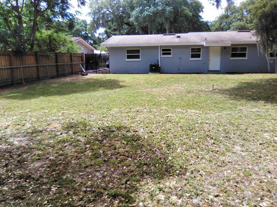 112 COLONIAL DR, AUBURNDALE, FL, 33823