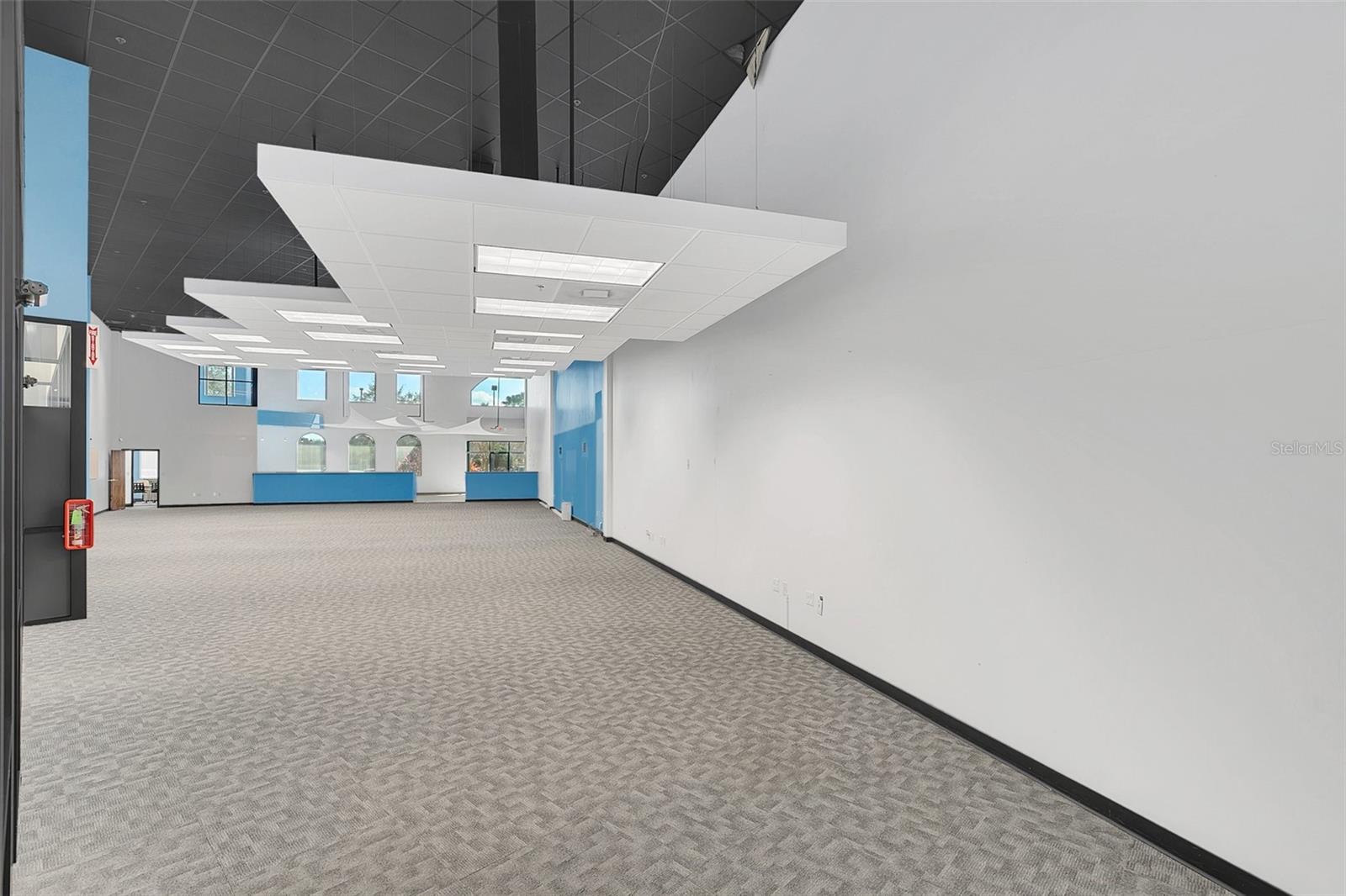 6881 KINGSPOINTE PKWY #12, ORLANDO, FL, 32819